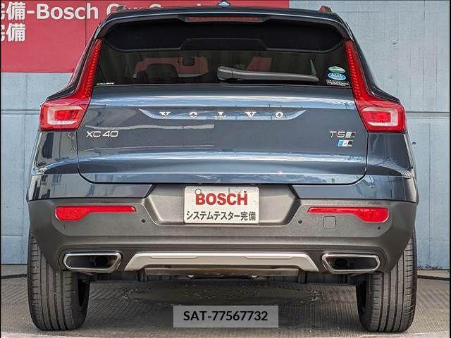 Volvo XC40 2019-01 375145-5