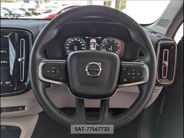 Volvo XC40 2019-01 375145-16
