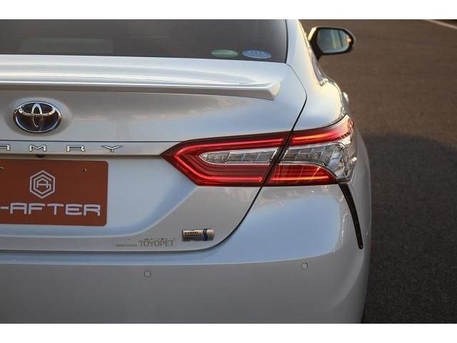 Toyota CAMRY HYBRID 2019-05 190748-11