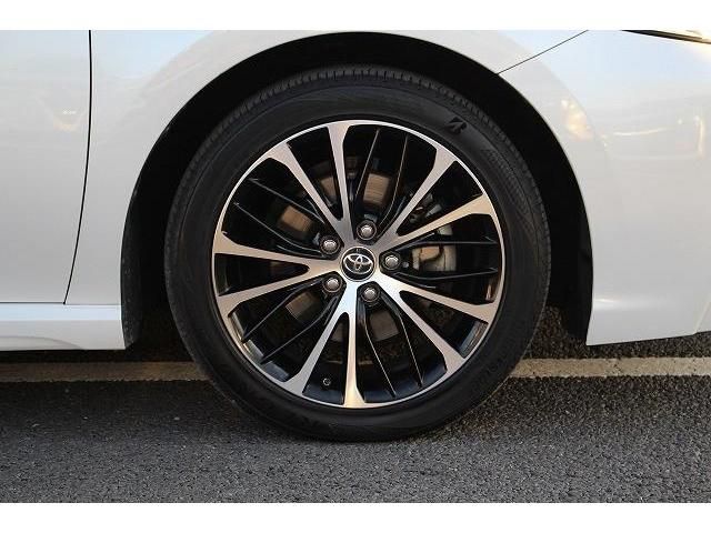 Toyota CAMRY HYBRID 2019-05 190748-9