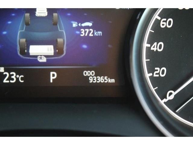 Toyota CAMRY HYBRID 2019-05 190748-18