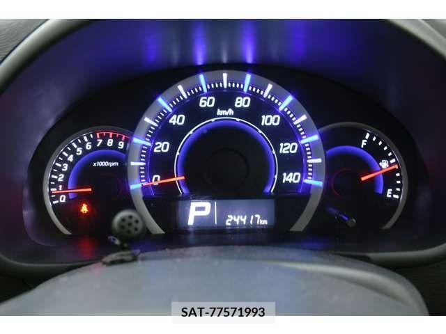 Suzuki WAGON R 2013-12 327558-18