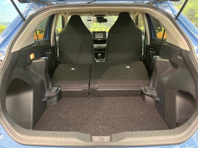 Toyota YARIS CROSS 2023-03 193369-12