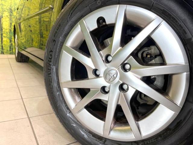 Toyota PRIUS ALPHA 2014-09 192085-13