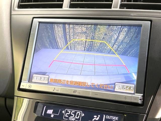 Toyota PRIUS ALPHA 2014-09 192085-3