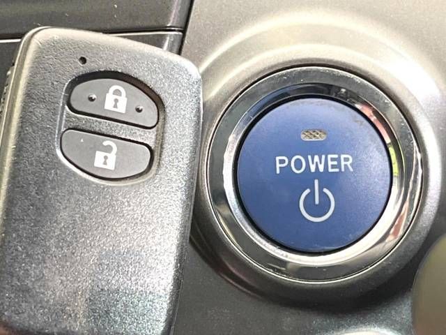 Toyota PRIUS ALPHA 2014-09 192085-6