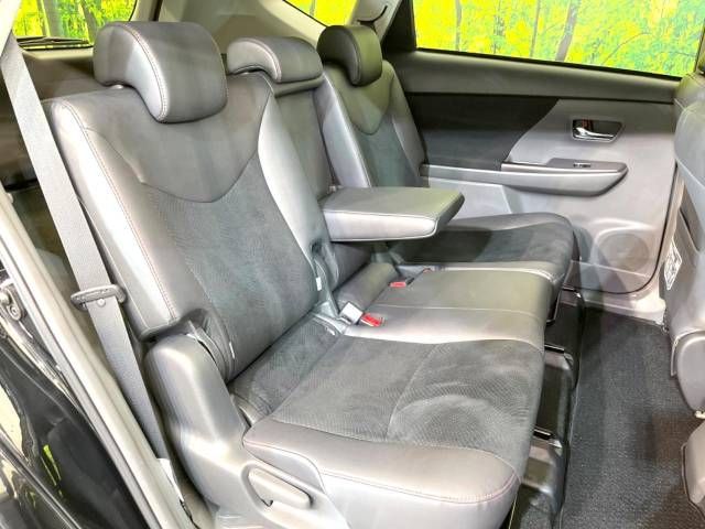 Toyota PRIUS ALPHA 2014-09 192085-9