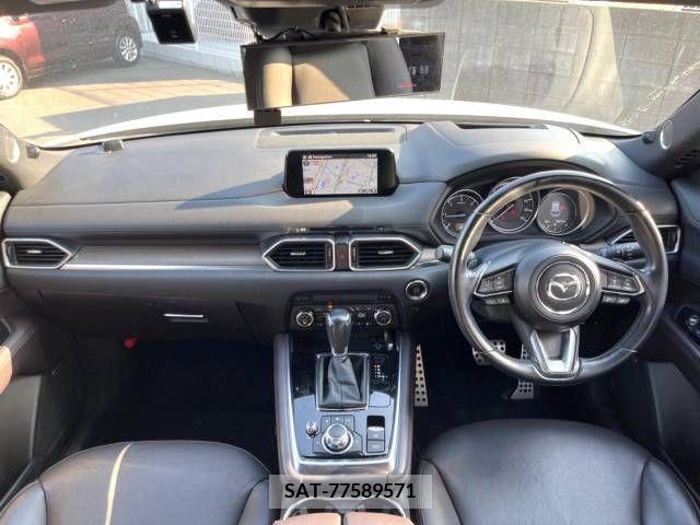 Mazda CX-8 2018-01 396258-1