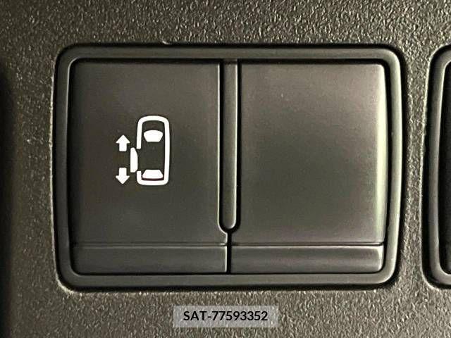 Nissan SERENA 2014-07 367815-5