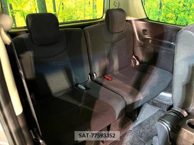 Nissan SERENA 2014-07 367815-10