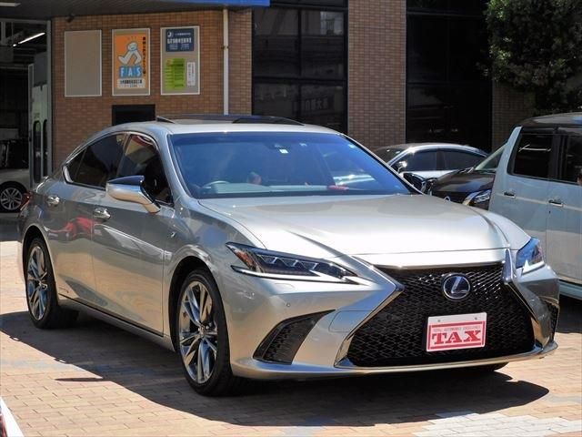 Lexus ES 2020-07 6636-1