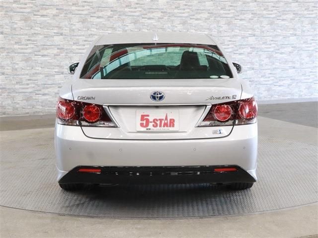 Toyota CROWN SEDAN 2016-11 2357-7