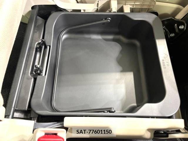 Suzuki WAGON R 2019-03 289918-7