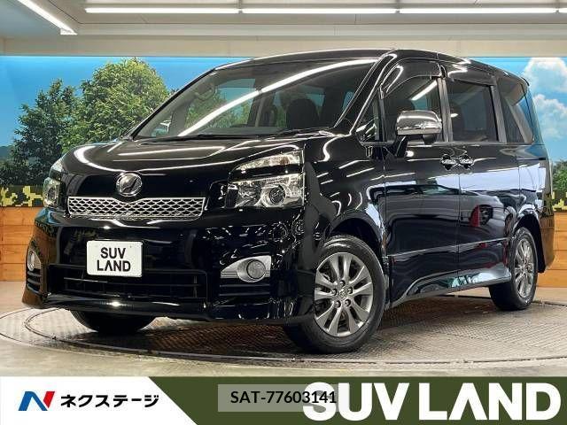 Toyota VOXY 2011-10 289867-0
