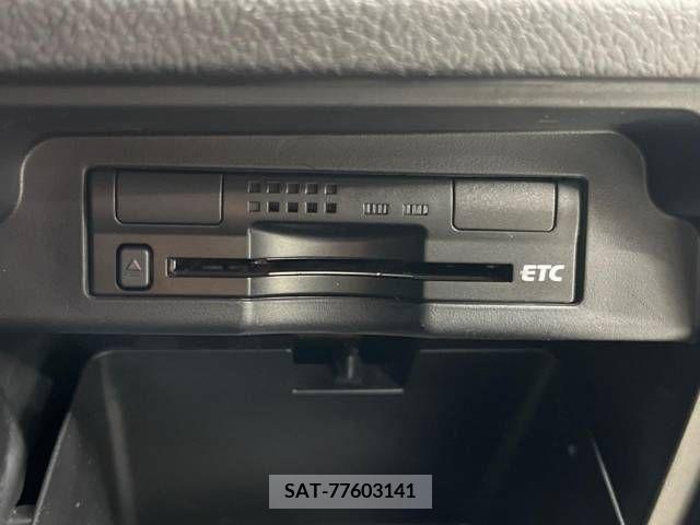 Toyota VOXY 2011-10 289867-6
