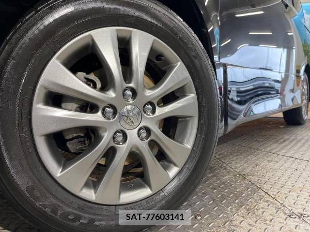 Toyota VOXY 2011-10 289867-13