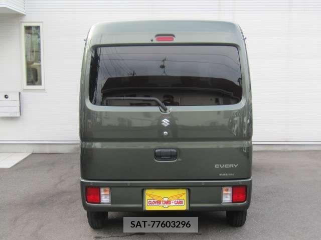 Suzuki EVERY 2022-03 329446-9