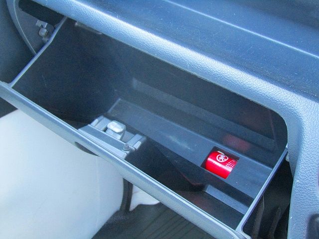 Mitsubishi MINICAB TRUCK 2014-09 29063-14