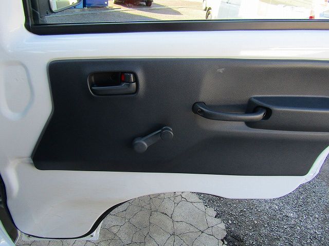 Mitsubishi MINICAB TRUCK 2014-09 29063-22