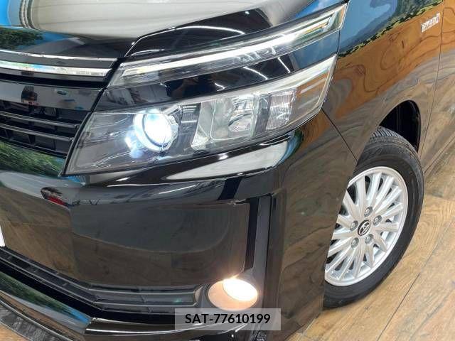 Toyota VOXY HYBRID 2015-09 350553-13