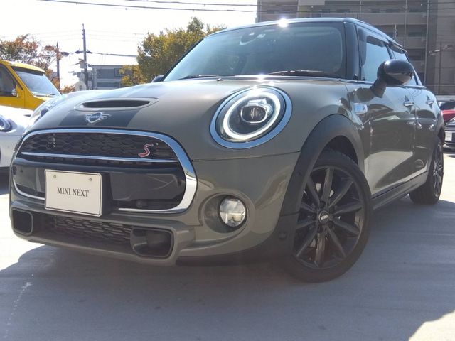 Bmw MINI 2019-09 24966-0
