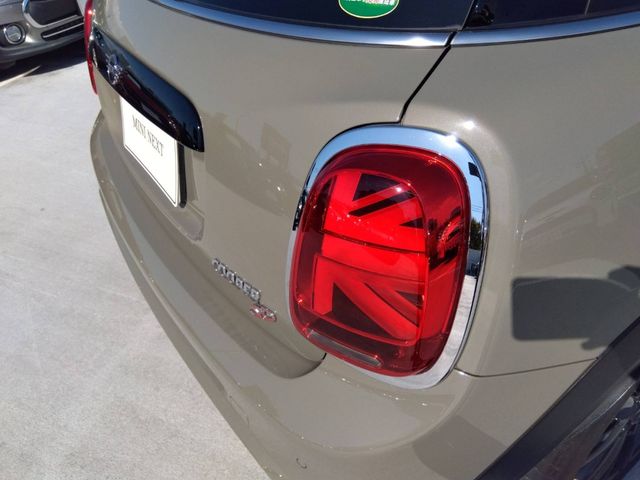 Bmw MINI 2019-09 24966-17
