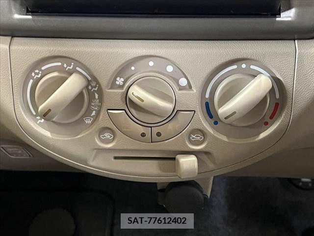Mazda CAROL 2011-04 294545-4