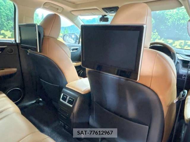 Lexus RX 2020-01 275830-3