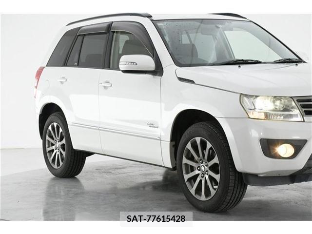 Suzuki ESCUDO 2014-10 206076-4