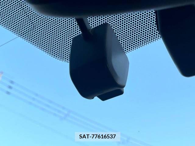 Toyota PRIUS 2015-08 322065-8