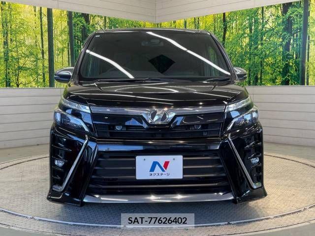 Toyota VOXY 2018-11 370436-14