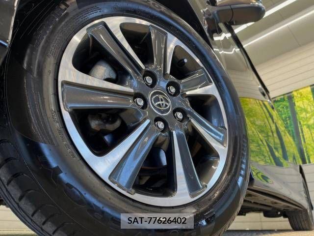 Toyota VOXY 2018-11 370436-13