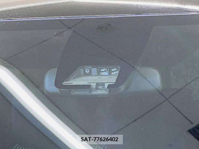 Toyota VOXY 2018-11 370436-4
