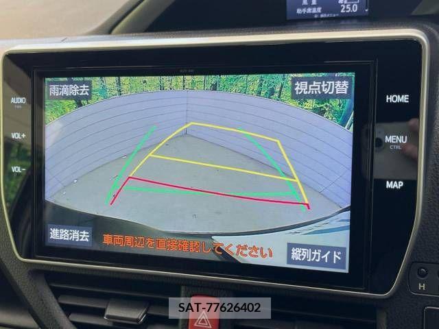 Toyota VOXY 2018-11 370436-3