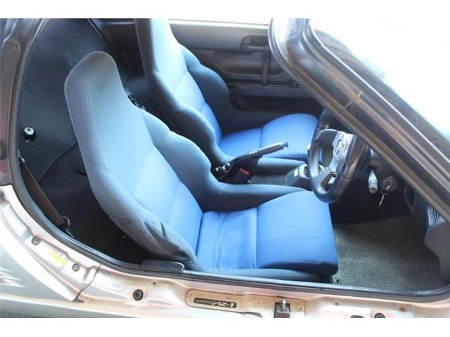 Mazda AZ-1 1995-01 23589-12