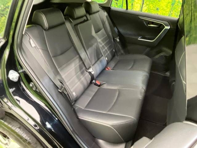 Toyota RAV4 2020-11 188964-9