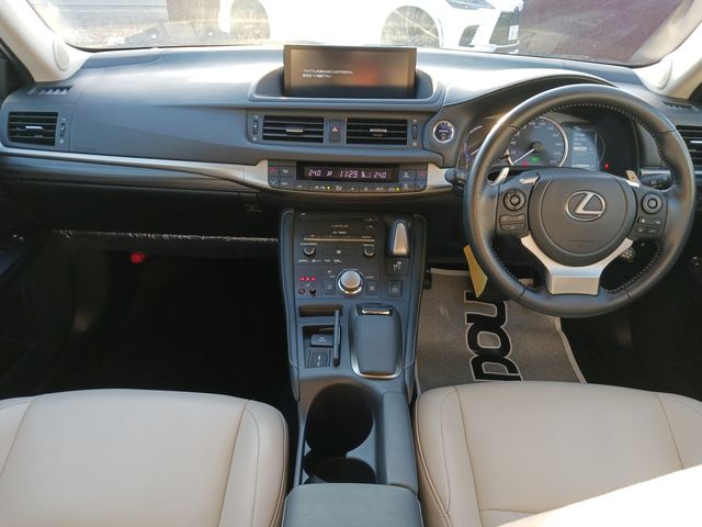 Lexus CT 2021-07 25441-8