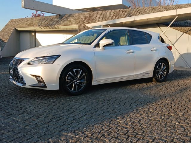 Lexus CT 2021-07 25441-1