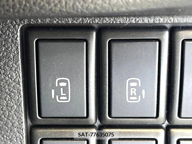 Suzuki SPACIA 2017-06 394234-6