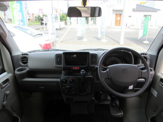 Suzuki EVERY 2017-08 8311-14