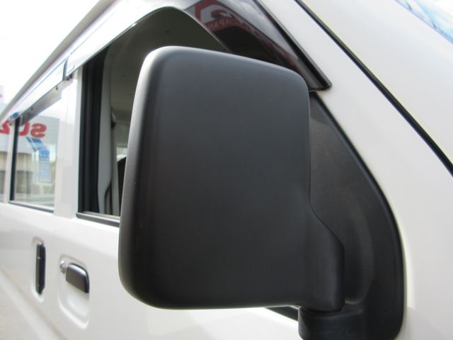 Suzuki EVERY 2017-08 8311-19