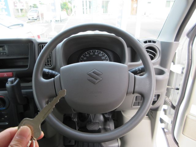 Suzuki EVERY 2017-08 8311-21