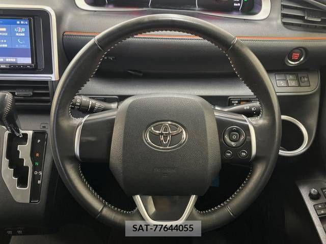 Toyota SIENTA 2021-03 298392-12