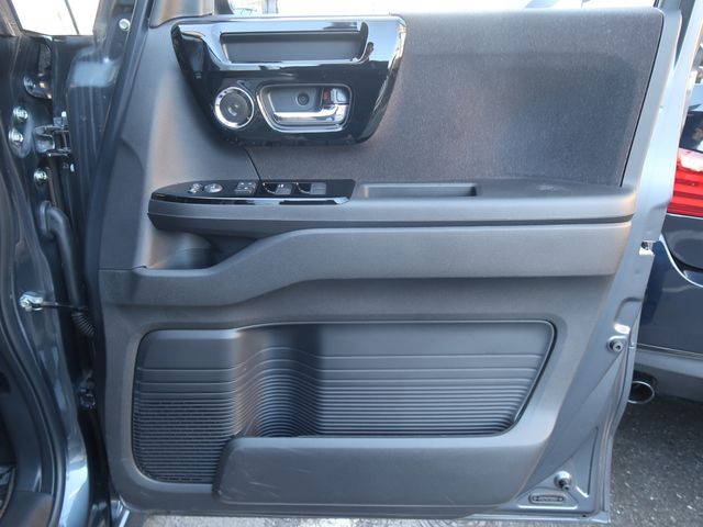 Honda N BOX CUSTOM 2022-07 28949-17
