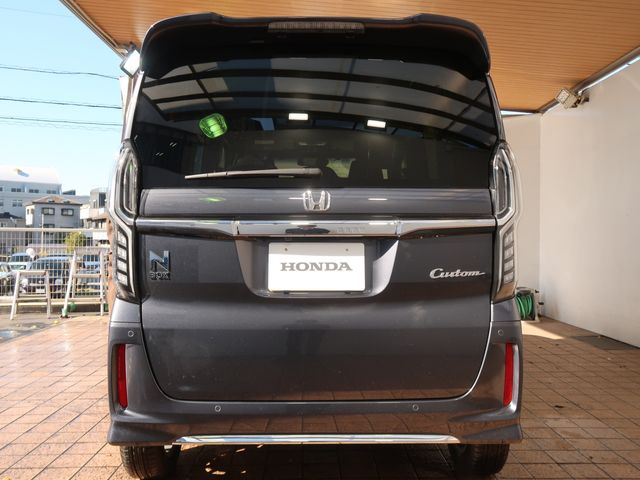 Honda N BOX CUSTOM 2022-07 28949-9