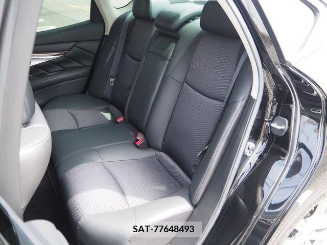 Nissan FUGA 2016-03 324784-21