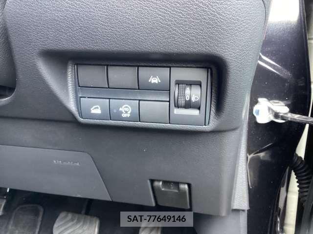 Mitsubishi EK X 2022-10 214558-8