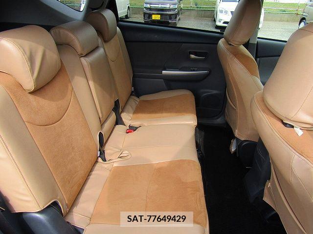 Toyota PRIUS ALPHA 2013-06 322231-9