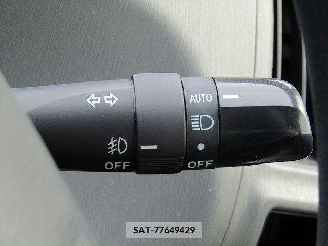 Toyota PRIUS ALPHA 2013-06 322231-17