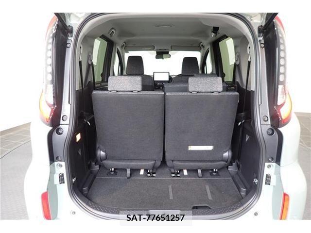 Toyota SIENTA 2022-10 372882-25
